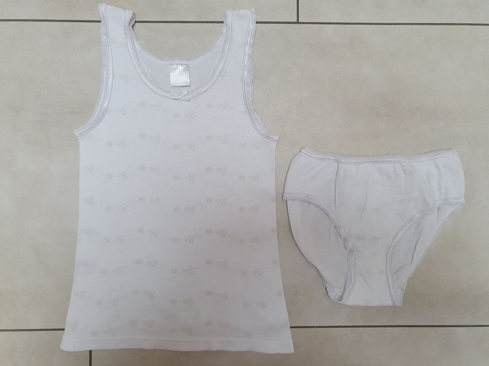 Mädchen Wäscheset: Unterhemd, Slip, Unterhose 128 in Forchheim