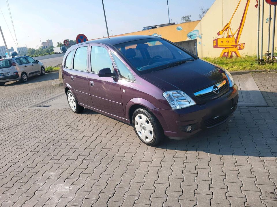 Opel Meriva 1.6 Edition Tüv Neu in Duisburg