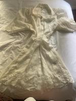 Weisses Kleid mit Lochstickerei Berlin - Mitte Vorschau
