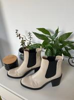 Beige Stiefeletten mit Absatz Bayern - Bernau am Chiemsee Vorschau