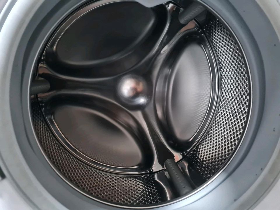 Bauknecht WA PLUS 624 A+++ Waschmaschine in Ensdorf