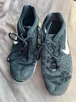 Nike Schuhe 39/40 Niedersachsen - Wolfenbüttel Vorschau