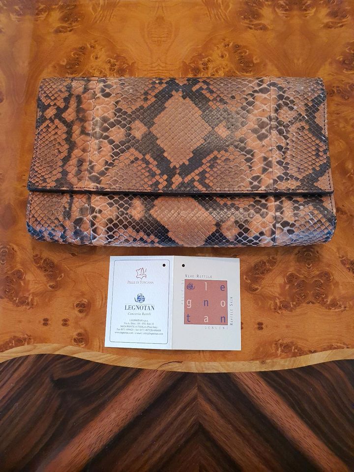 Neuwertige Enrico Pucci Real Python Tasche in Nickenich