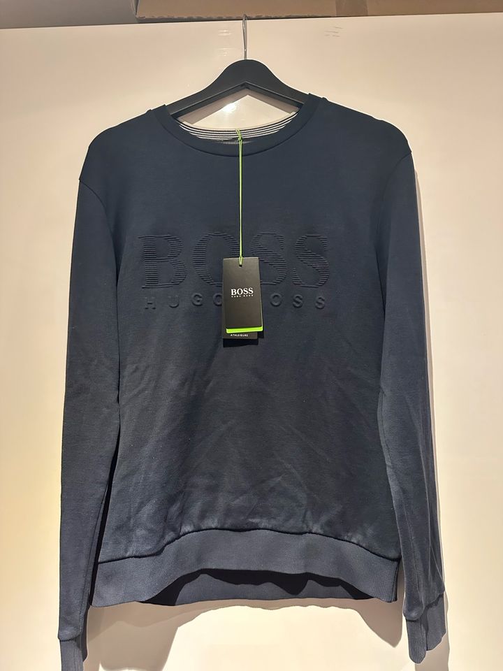 Hugo Boss Pullover in M in Dinslaken