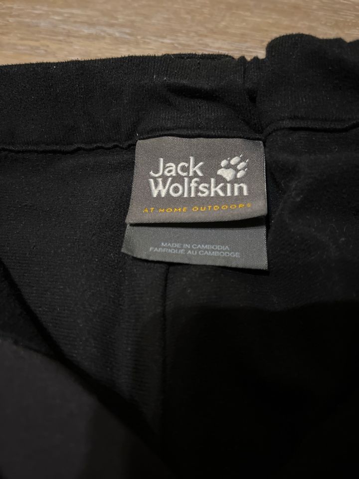 Jack Wolfskin Rascal - gefütterte Winterhose Outdoor Hose Gr 140 in Solingen