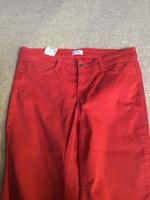 Rote Damenhose MAC,Gr.40/30 Niedersachsen - Aurich Vorschau
