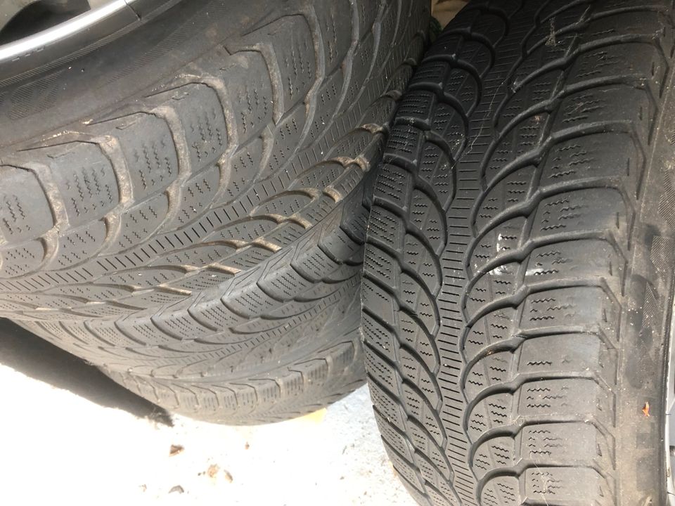 BMW F11 Alufelgen Winterreifen 225/55R17 in Illingen