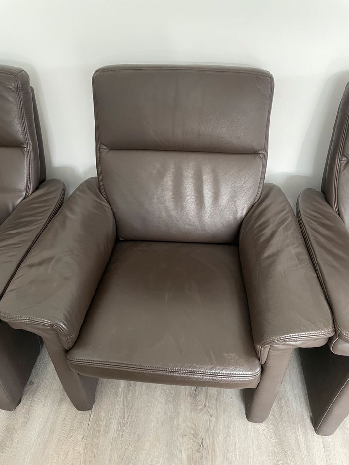 Sitzgarnitur 3er Sofa und 2x Sessel in Ahlerstedt