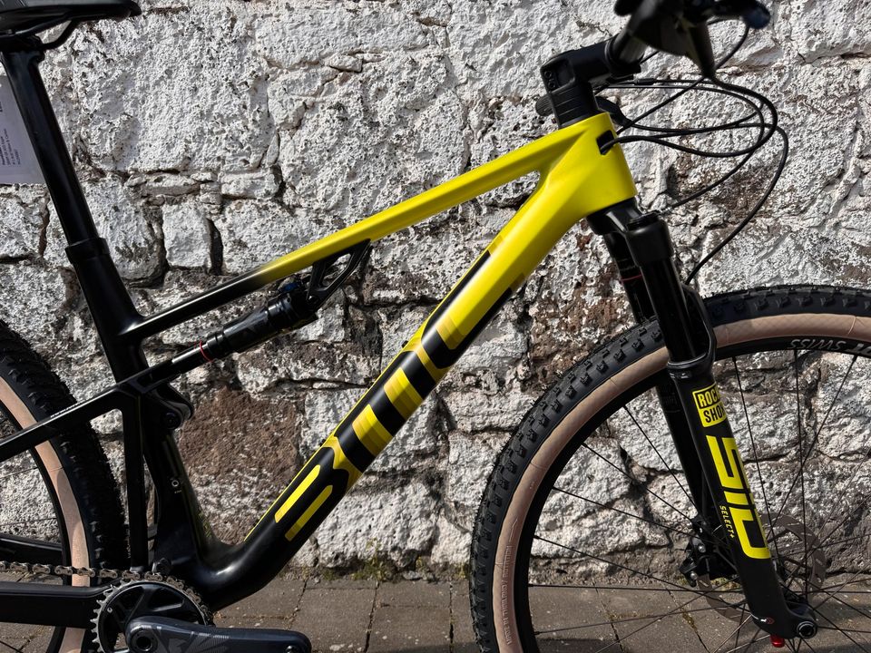 40 % - BMC Fourstroke 01 Two MTB, Gr. M, Acid Xellow & Carbon in Staufenberg