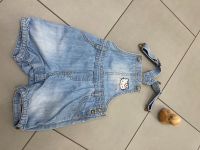 Kurze H&M Latzhose, Größe 86, Shorts, Jeanshose, Hello Kitty Thüringen - Tonna Vorschau