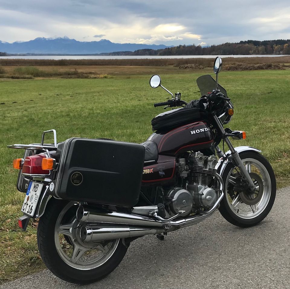 Honda CB 750 Four KZ RC01 - neuer Motor mit ca.20 T - neuer TÜV in Miesbach