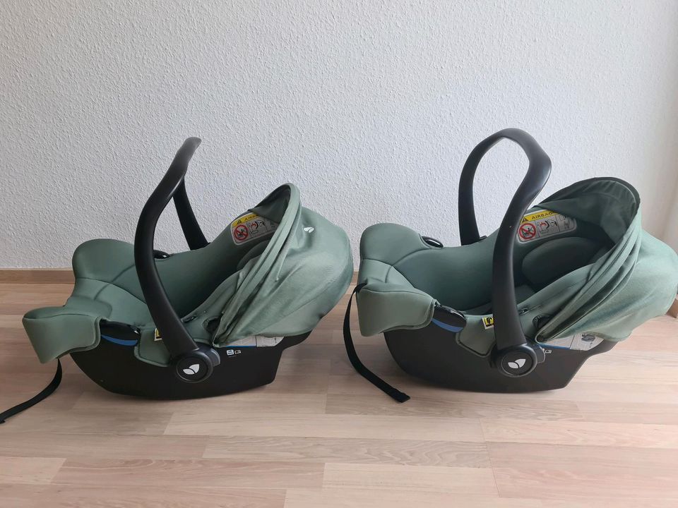 Joie i Snug Babyschale für Zwillinge in Rödermark