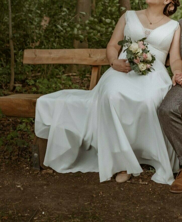 Brautkleid boho vintage von Herve Paris in ivory in Neustadt am Rübenberge