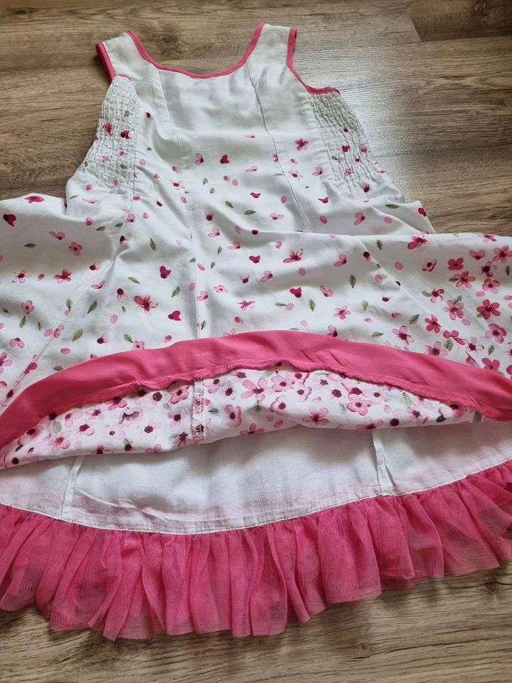 Mädchen Sommerkleid Gr.122 von C&A in Bergheim