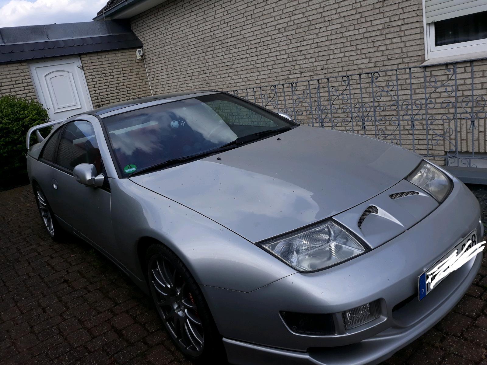 Abbildung des Autos Oldtimer Sportwagen NISS…
