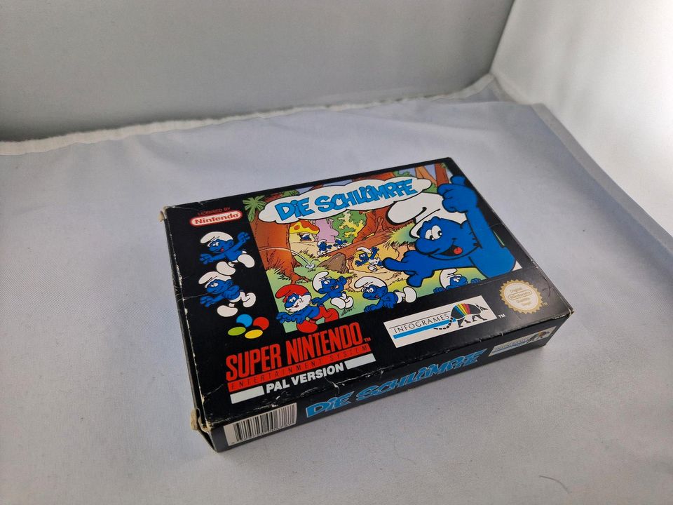 SNES Super Nintendo Spiel Die Schlümpfe mit OVP Verpackung Inlay in Villingen-Schwenningen