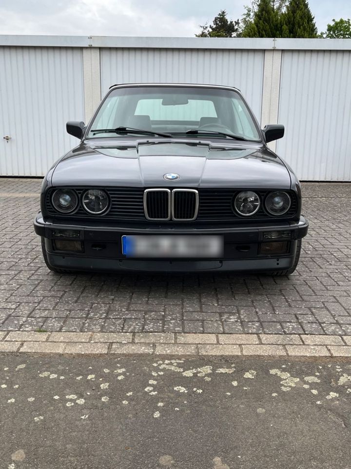 BMW 320 in Uslar