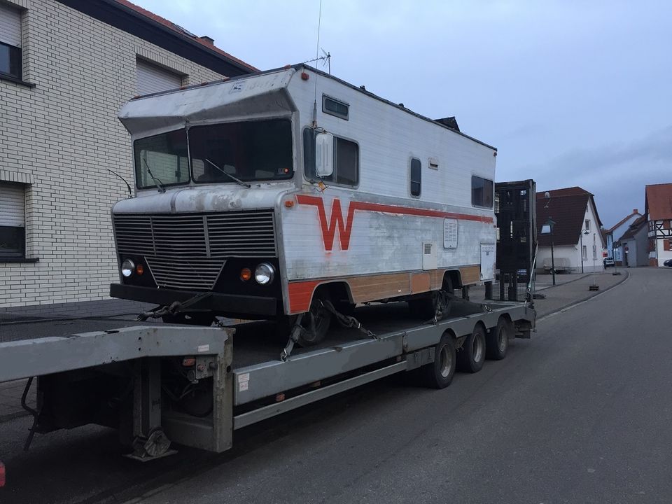 Transport Bauwagen Wohnmobil Wohnwagen Tiny House Haus in Griesheim