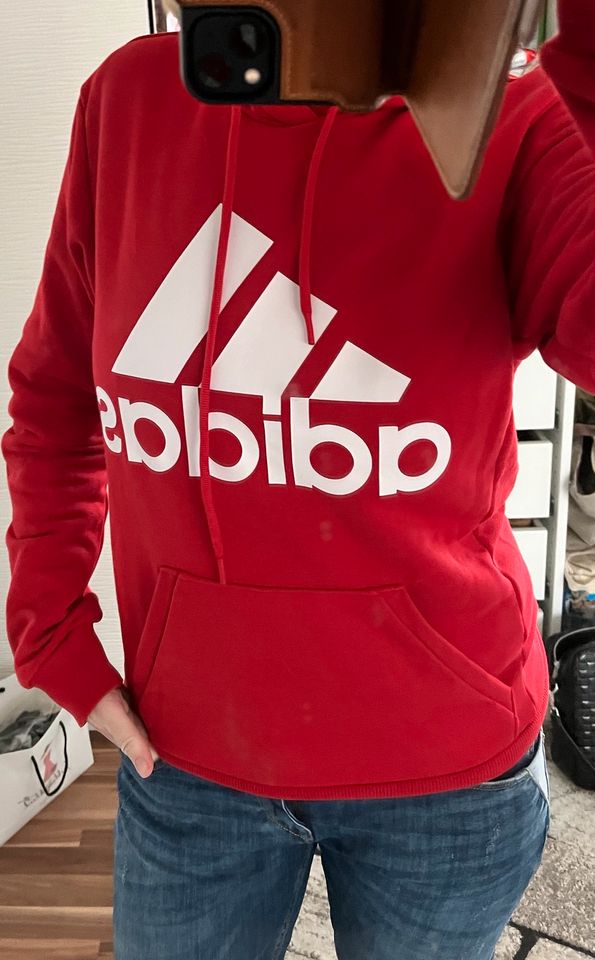 Cooler Adidas Hoodie - Retro - Gr. XS - 60€ -rot - wie neu in Münzenberg