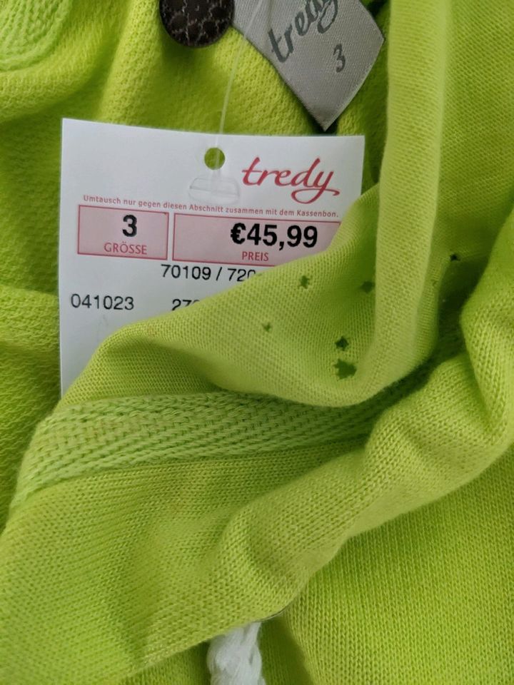 Tredy Shirt Gr 3 , eher Gr.4 in Neuenkirchen