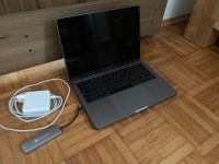 Apple Mac Book Pro 8GB mit Schutzhülle, Ladekabel und USB Adapter Niedersachsen - Soltau Vorschau