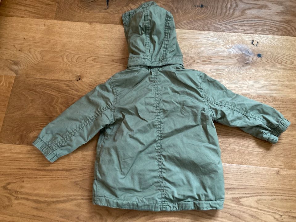 Jacke Übergangsjacke H&M Gr. 80 in Rülzheim