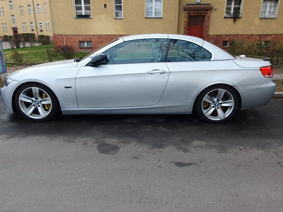 BMW 335i Cabrio - in Berlin