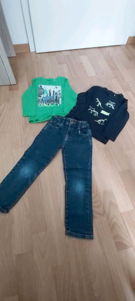 Jungen Paket 6 Tlg. Gr.110 in Stuttgart