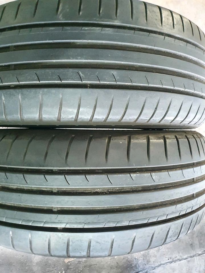 6mm Dunlop Sommerreifen 2x 205/60 R16 92V - 205 60 16 in Sindelfingen