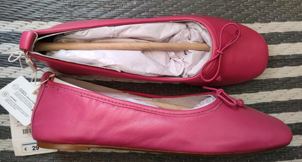 Zara Leder Ballerinas pink Gr. 35 Neu in Greifswald