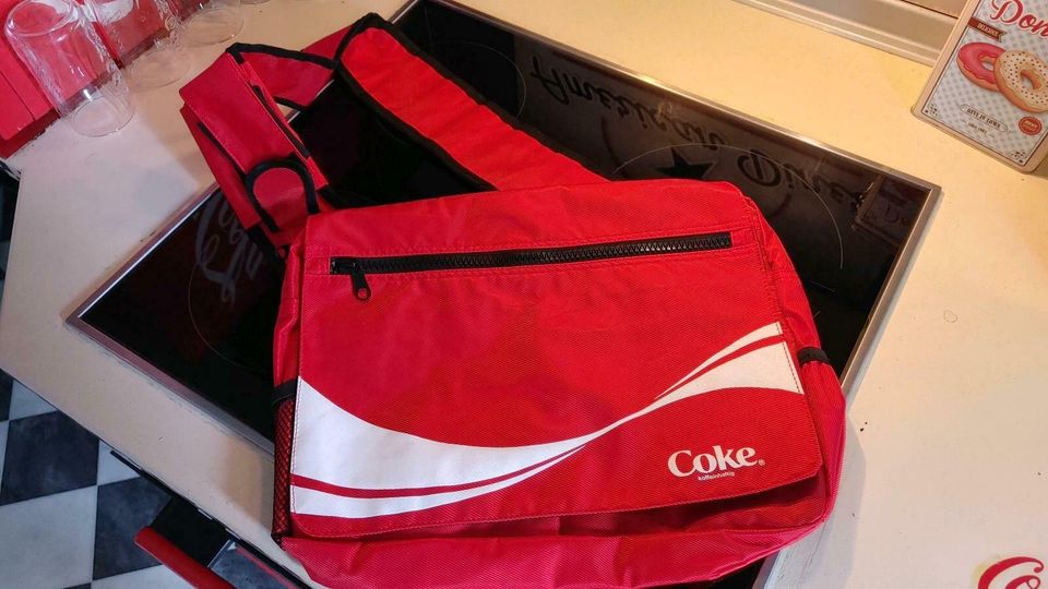 Coca Cola Schultertasche in Duisburg