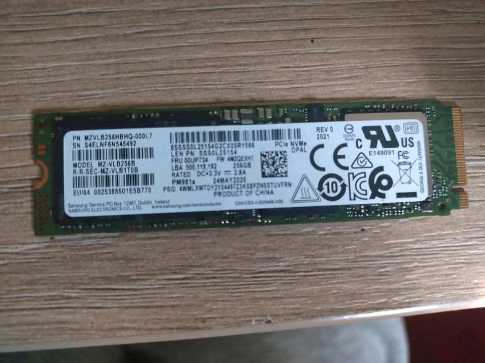 SAMSUNG 256gb M.2 SSD NVMe PCIe Neu in Herbolzheim