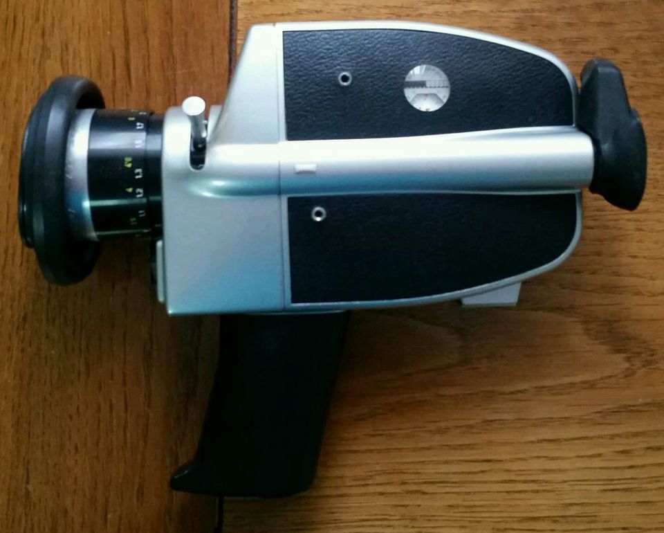 Super 8 Bauer Filmcamera C2 mit Tasche in Lehrensteinsfeld