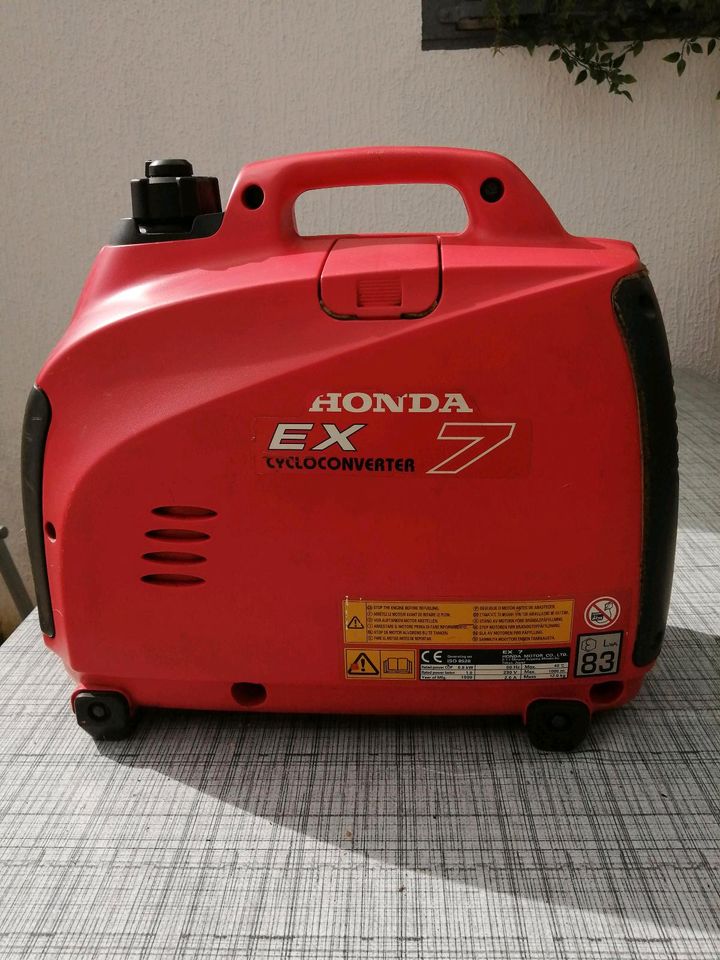 Honda Stromerzeuger Stromaggregat Ex 7 in Olpe