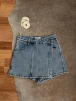 Redial Jeansrock Rock skort hellblau blau 34 XS Niedersachsen - Oyten Vorschau