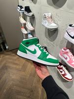 Nike Air Jordan 1 Mid Lucky Green GS Innenstadt - Köln Altstadt Vorschau
