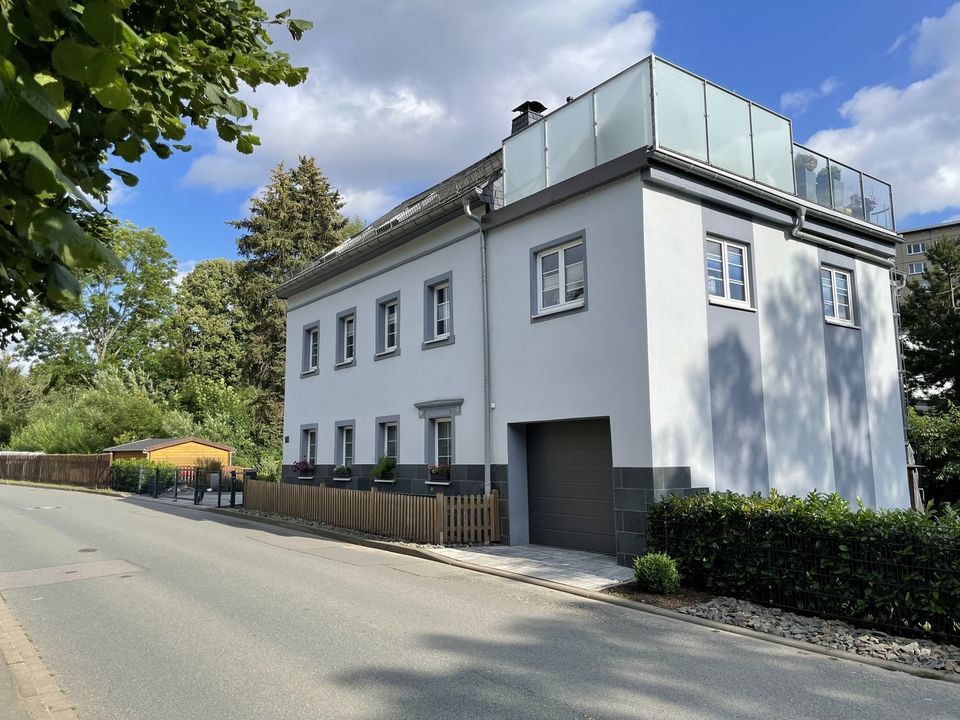 NEU - wunderschöne Villa mit modernen Bädern & Dachterrasse in Chemnitz