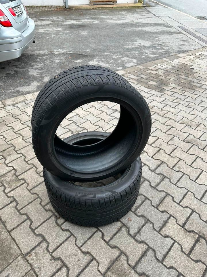 2x Pirelli P Zero Winterreifen 285/40 R19 107V DOT 4219 4,2 mm in Passau