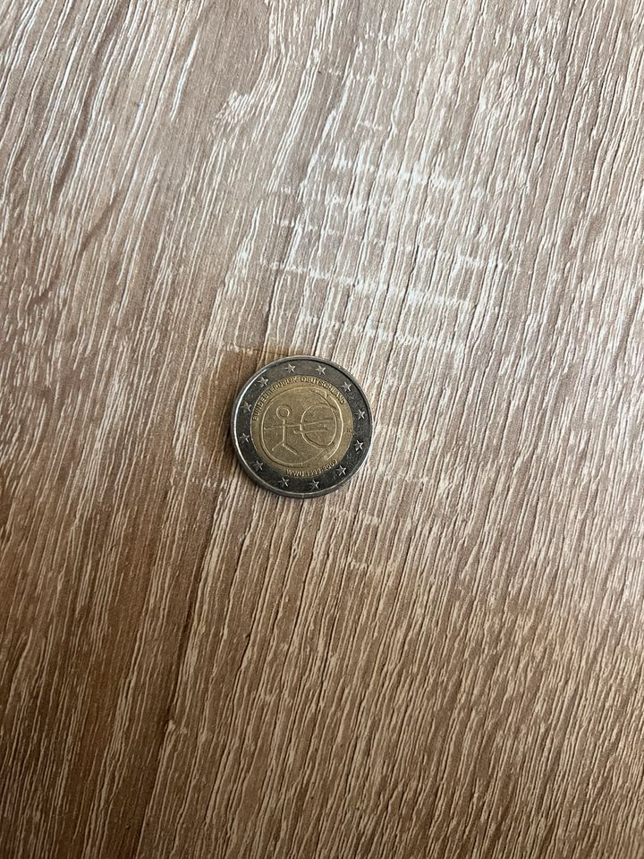 Ich biete eine zwei Euro Münze, die sehr selten ist für Sammler in Herzogenrath