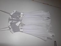 luftiges weißes Sommer-Kleid, Größe ca. 116 oder 122 Nordrhein-Westfalen - Nachrodt-Wiblingwerde Vorschau