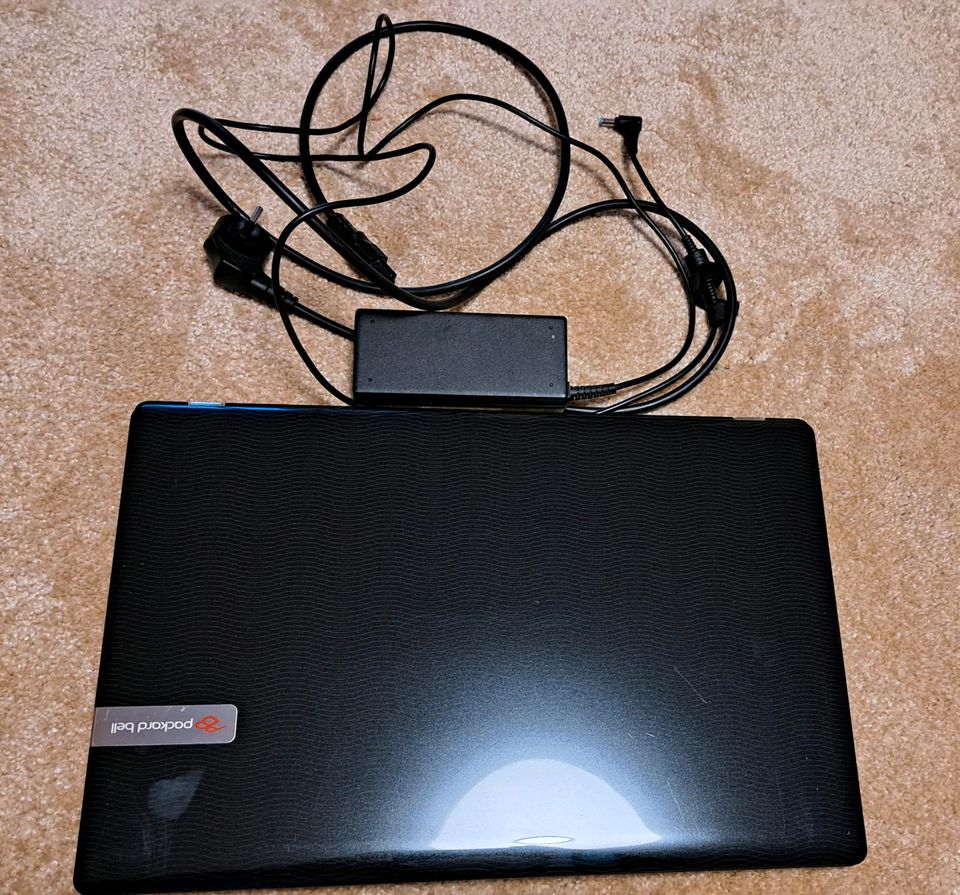 17,3" Packard Bell EasyNote Defekt in Augsburg