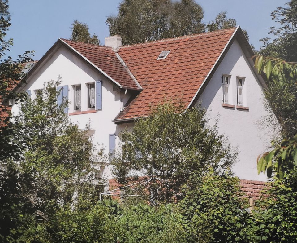 Grosszügiges  Wohnhaus in verkehrsgünstiger Lage in Neunkirchen in Neunkirchen