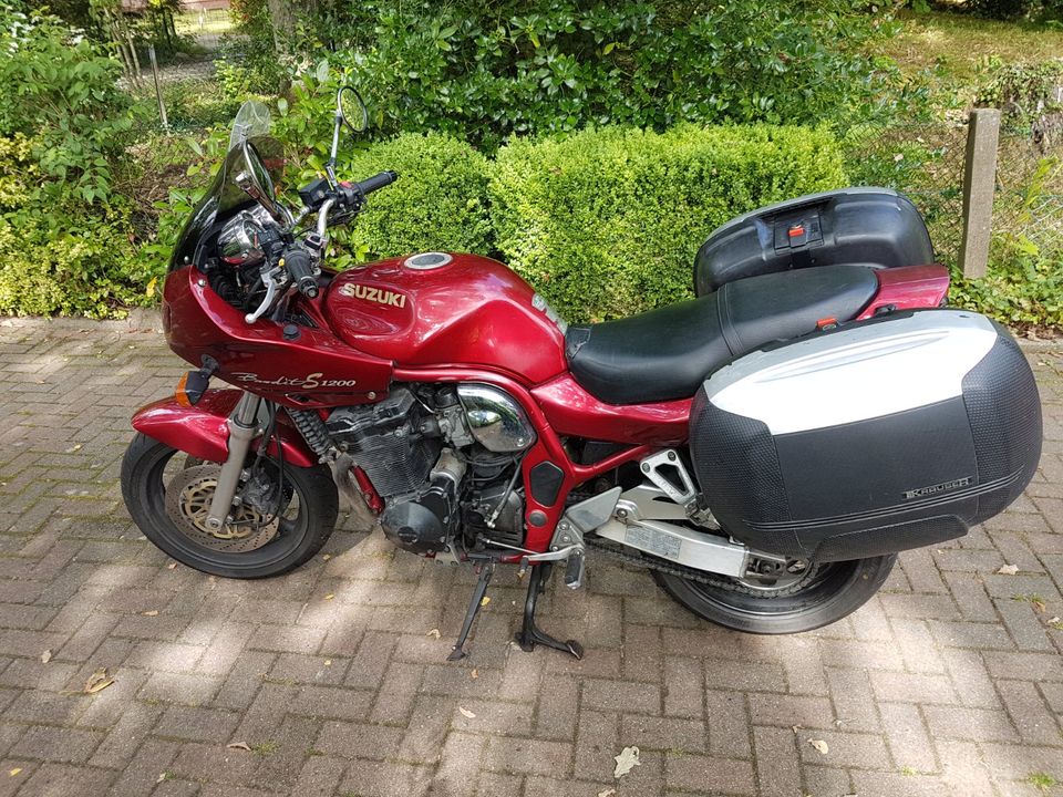 Suzuki GSF 1200S Bandit in Hamburg