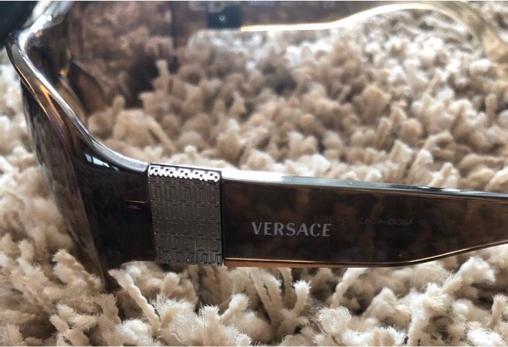 VERSACE Sonnenbrille in Steinheim