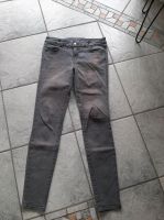 Gepflegte graue Jeans Hose im ,,Vintage/Used Look" zu verkaufen Nordrhein-Westfalen - Witten Vorschau