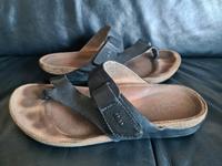 Clarks Zehentrenner Sandalen Gr.  38,5 Inkl.Versand Nordrhein-Westfalen - Langenfeld Vorschau