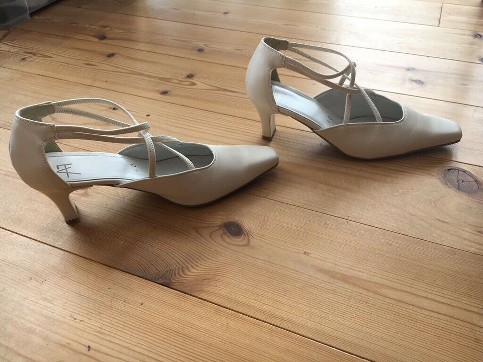 Hochzeit Schuhe in Gnevkow