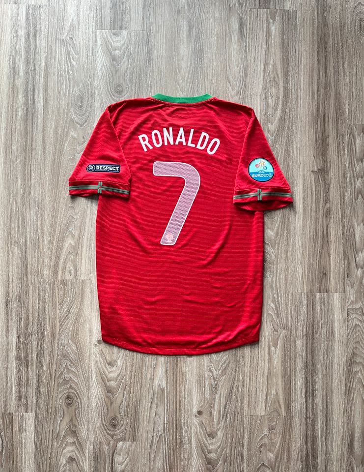 Trikot Portugal ORIGINAL! Cristiano Ronaldo T-Shirt EURO EM 2012 in Darmstadt