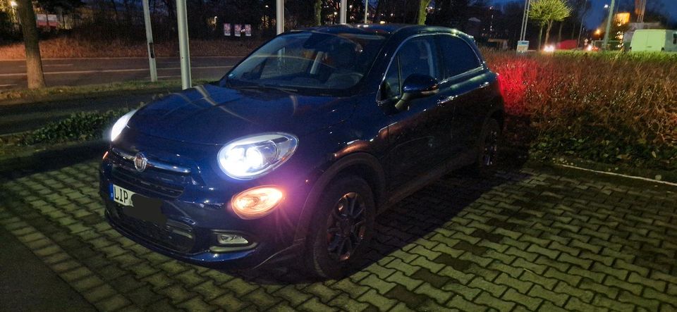 Fiat 500X  1,4 MultiAir Lounge Navi 18" Xenon Teilleder in Lemgo