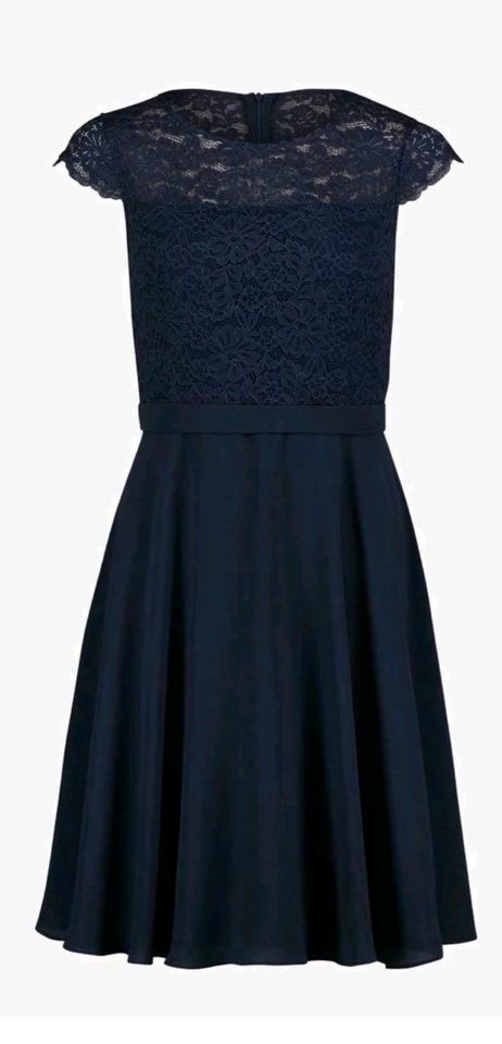 NEU mit Etikett Cocktailkleid Vera Mont 38 marine Ballkleid in Spiegelau